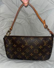 Pochette con monogramma Louis Vuitton