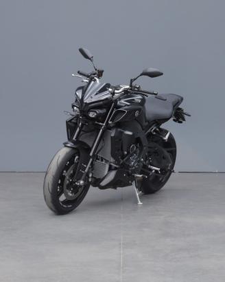 YAMAHA MT-10 1000