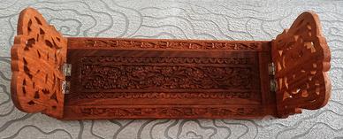 Fermalibri indiano in legno intagliato