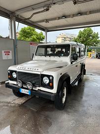 Land rover Defender td4 110