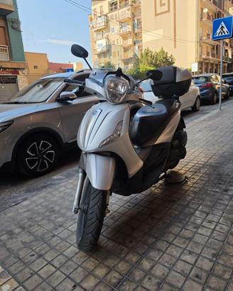 Beverly 300sport