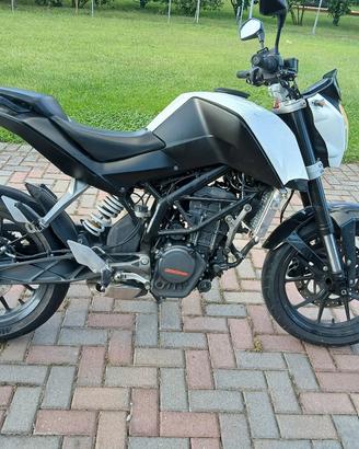 ktm duke 125 del 2014