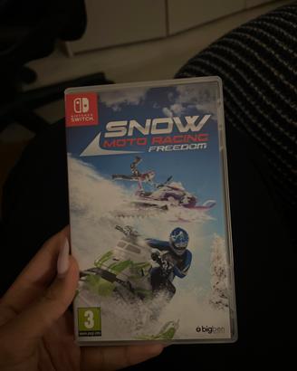 snow moto racing freedom