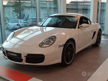 Porsche Cayman 2.7