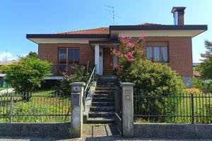 Villa indipendente con ampio giardino a talmassons