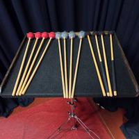 Tavolo porta bacchette percussioni