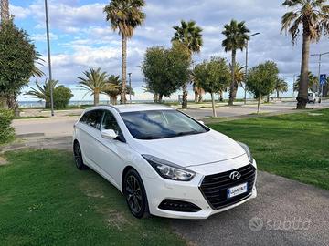 Hyundai i40 Wagon 1.7 crdi Style ISG 141cv auto