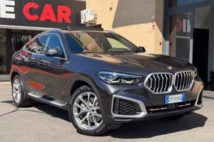 BMW X6 xDrive40d 48V xLine FULL OPTIONAL (NESSUN