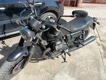 moto guzzi v7