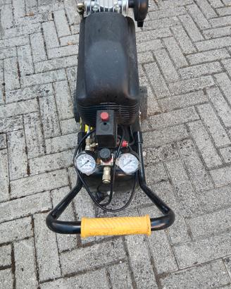 compressore 24 litri stanley 