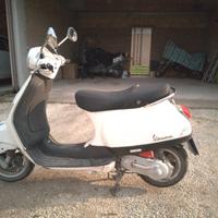 Piaggio Vespa 50 LX - 2010