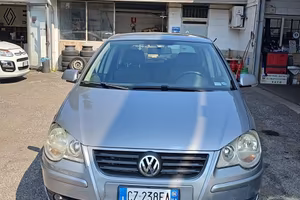 Volkswagen Polo 1.4/80CV TDI 5p. Sportline