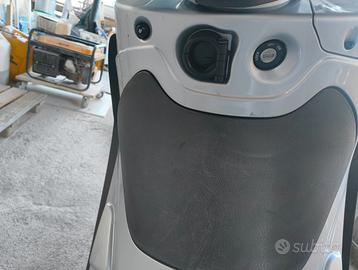 Piaggio Beverly 250 - 2004