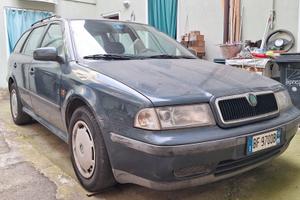 SKODA OCTAVIA  BENZINA  / METANO