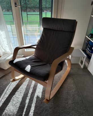 Ikea Poäng, poltrona a dondolo