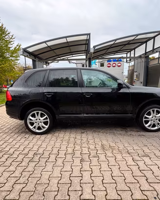 Porsche Cayenne 3.2