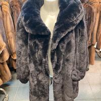 Cappotto invernale in pelliccia sintetica morbida