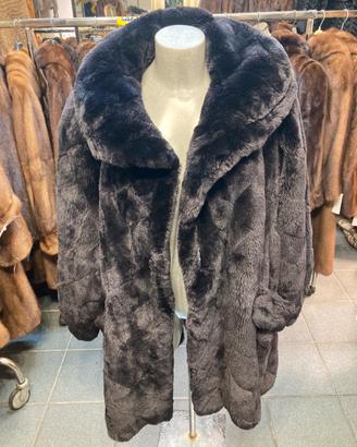 Cappotto invernale in pelliccia sintetica morbida