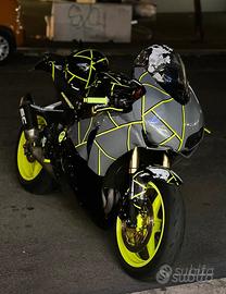 Honda cbr 1000 2011 repsol