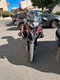 Moto Benelli trk 502x pari al nuovo
