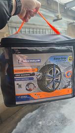 Catene  omologate per  235 45 18  o 245 40 18