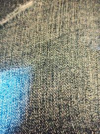 Pantaloni jeans usati 