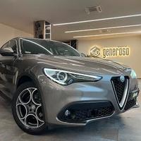 Alfa Romeo Stelvio 2.2 Turbodiesel 180 CV AT8 RWD 