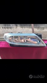 Fari Xenon Renault Laguna anno 2004