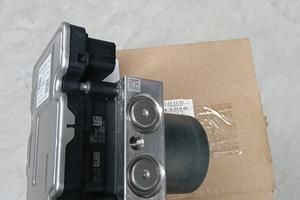 pompa ABS AUDI A4 B9.5 2.0 TDI