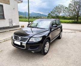 VOLKSWAGEN Touareg 2,5 TDI R5 TIPTRONIC