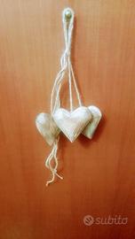 Cuori in legno