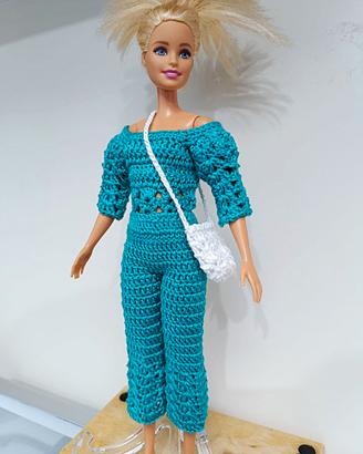 Outfit a uncinetto x Barbie - Tuta trendy e Borsa