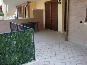 Pasqua- 25 aprile -aquiloni pinarella appartamenti