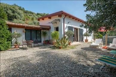 Villa vacanze Sicilia zona Taormina