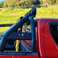 roll bar con fari supllementari