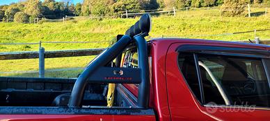 roll bar con fari supllementari