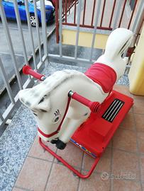 cavallino vintage peg Peregobatteria da sostituir