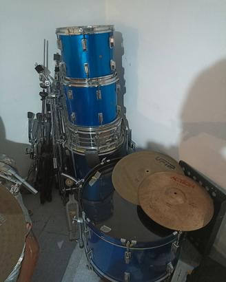 batteria acustica thunder completa.