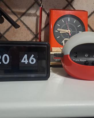 orologio a cartellini mobili stile retró
