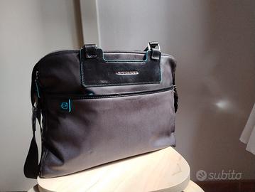 borsa Piquadro,con porta tablet e tracolla 