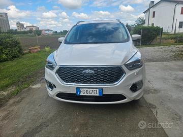Ford Kuga allestimento Vignale 