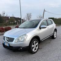 Nissan cashquai 2.0 140cv 4x4 automatico gancio