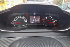 Peugeot 208 1.5 hdi active 