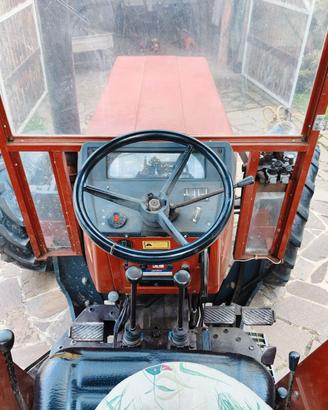 trattore NewHolland 60-66S