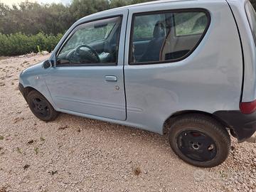 vendisi fiat 600