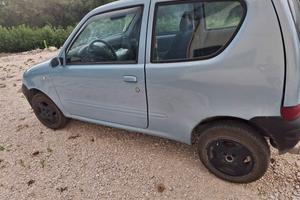 vendisi fiat 600