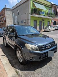 Toyota Rav4 2.2 177cv. Luxury. 2007