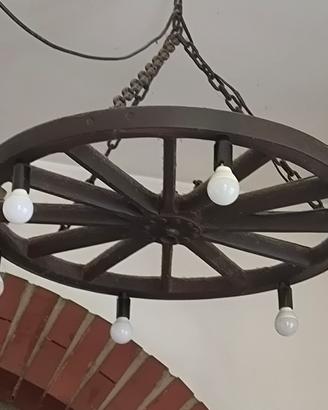 lampadario ruota di carro 