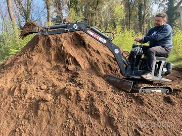 Macchine cingolate made in Italy