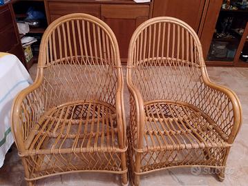 2 poltrone in vimini 